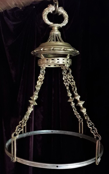 Brass Lamp Shade Frame And Chains
