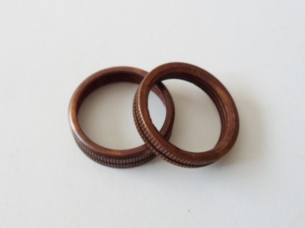 2 x B15 SMALL BAYONETCAP shade rings