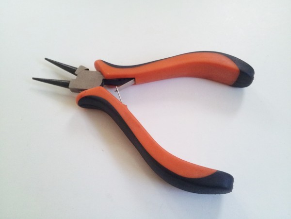 CHUNKY GRIP ROUND NOSE PLIERS pinning only