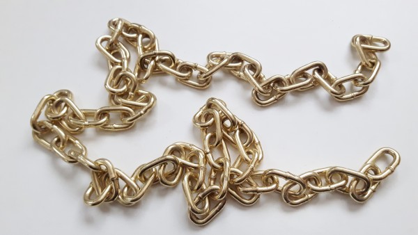 Various lengths off cuts of brass plated chandelier chain 120 kgs max load