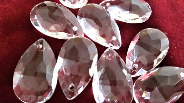 Crystal Almond Drops 22mm Pack of 10