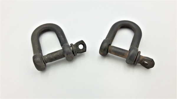 Antique plated Shackles 