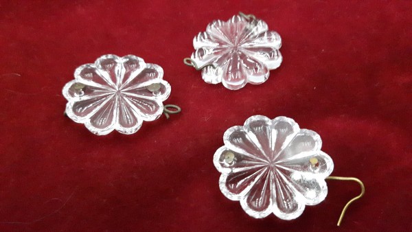 Marie Theresa Glass Rosettes SOLD IN SINGLES 2 Pin Holes 
