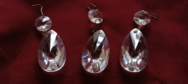 chandelier crystal pear drops