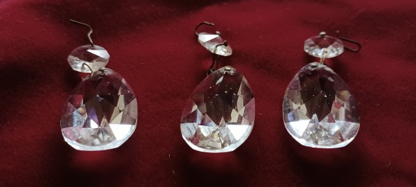 Chandelier Crystal Pear Drop With Button