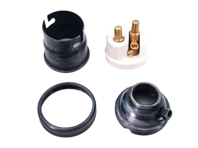 Bronze B22 Lamp Holder plain skirt 1~2 inch base thread