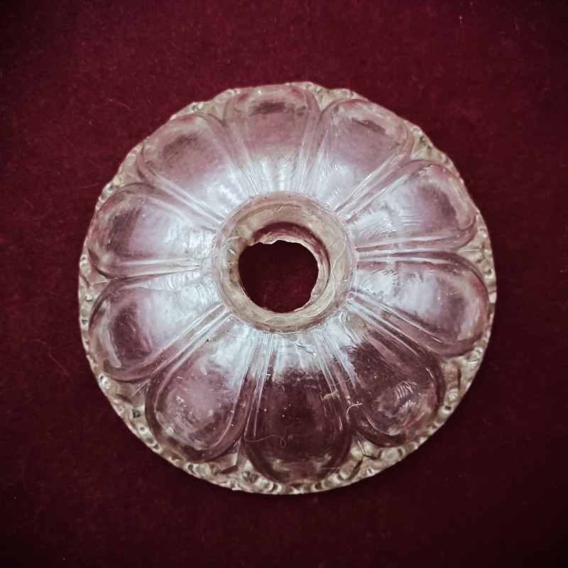 Glass chandelier dish with 10 pin holes