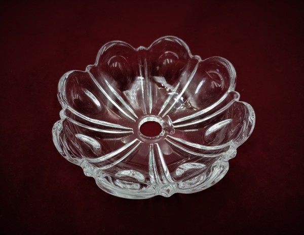 Glass chandelier pan