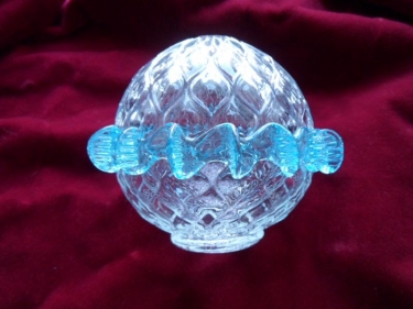 Murano Centre Ball with blue edging