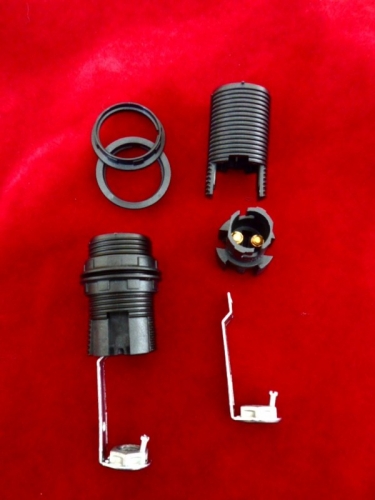 B15 lamp holder Clearance